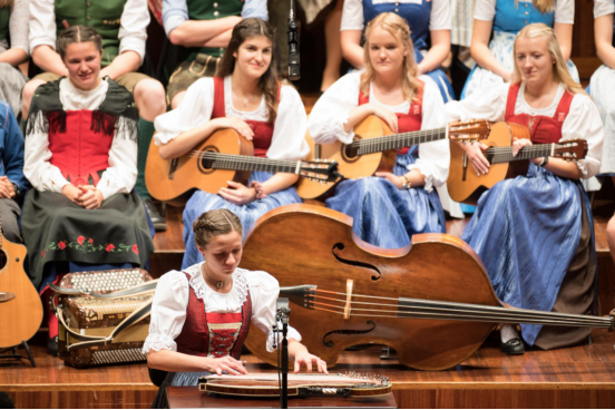 The Ultimate Guide to the Evolution of Musical Styles: From Classical to Electronic